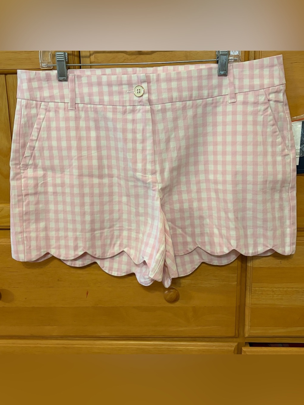 Crown & Ivy Pink and White Checked Women's Shelby Shorts w/Scalloped Hem Size 14